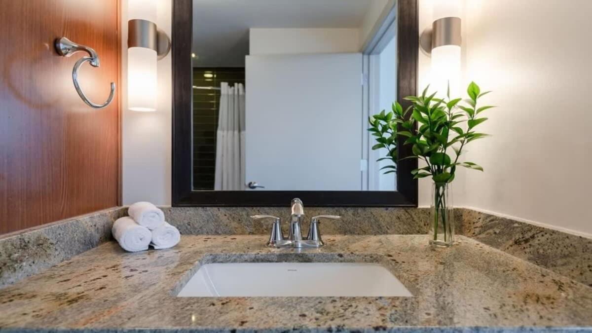 דאלאס 26Th Fl Bold Cozysuites With Pool, Gym מראה חיצוני תמונה