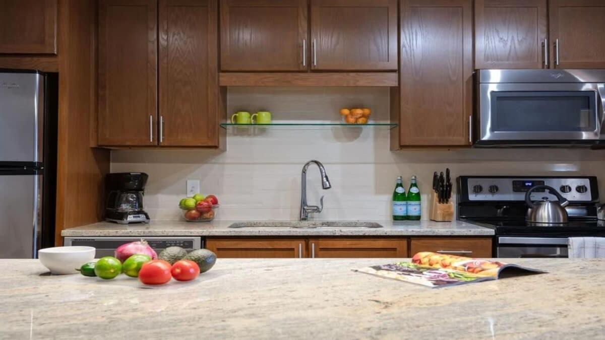 דאלאס 26Th Fl Bold Cozysuites With Pool, Gym מראה חיצוני תמונה